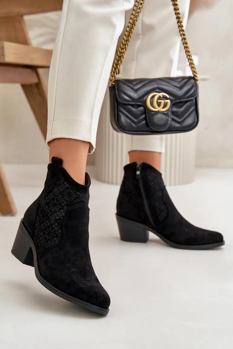 Ażurowe Botki Kowbojki Na Zamek Eko Zamszowe Czarne S.Barski HY42-944