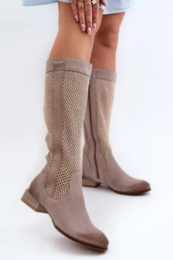 Ażurowe Kozaki Damskie Na Niskim Obcasie Z Naturalnego Zamszu Maciejka 06467-04 Beżowe