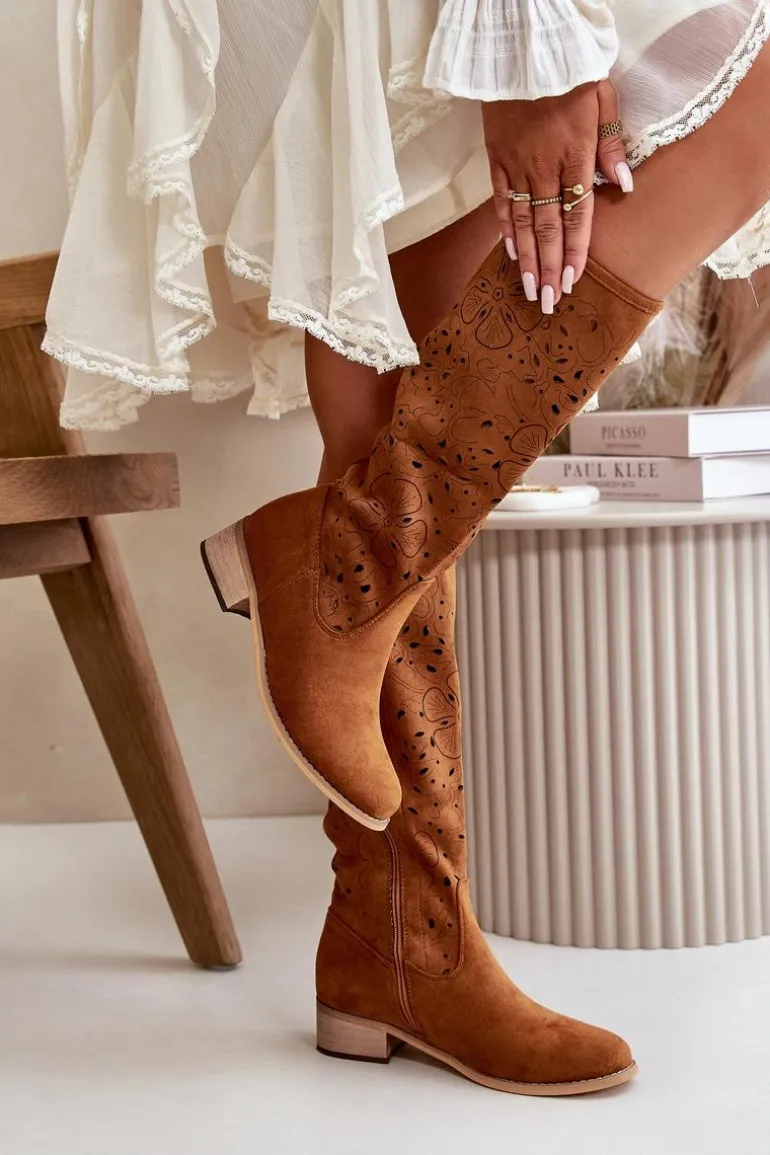 Ażurowe Kozaki Damskie Na Niskim Obcasie Eko Zamszowe Zapinane Na Zamek Camel Orchides