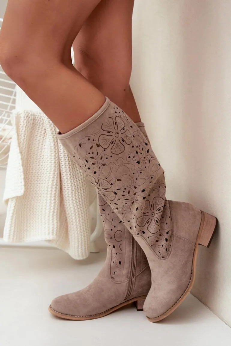 Ażurowe Kozaki Damskie Na Niskim Obcasie Eko Zamszowe Zapinane Na Zamek Beżowe Orchides