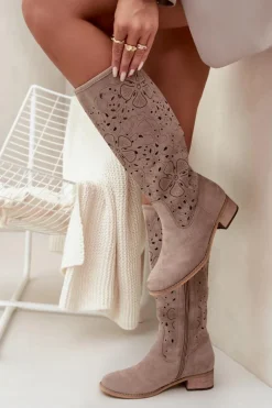 Ażurowe Kozaki Damskie Na Niskim Obcasie Eko Zamszowe Zapinane Na Zamek Beżowe Orchides