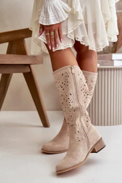Ażurowe Kozaki Damskie Na Niskim Obcasie Eko Zamszowe Zapinane Na Zamek Jasnobeżowe Orchides