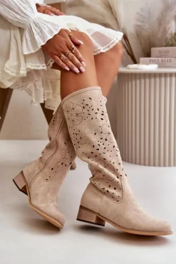 Ażurowe Kozaki Damskie Na Niskim Obcasie Eko Zamszowe Zapinane Na Zamek Jasnobeżowe Orchides