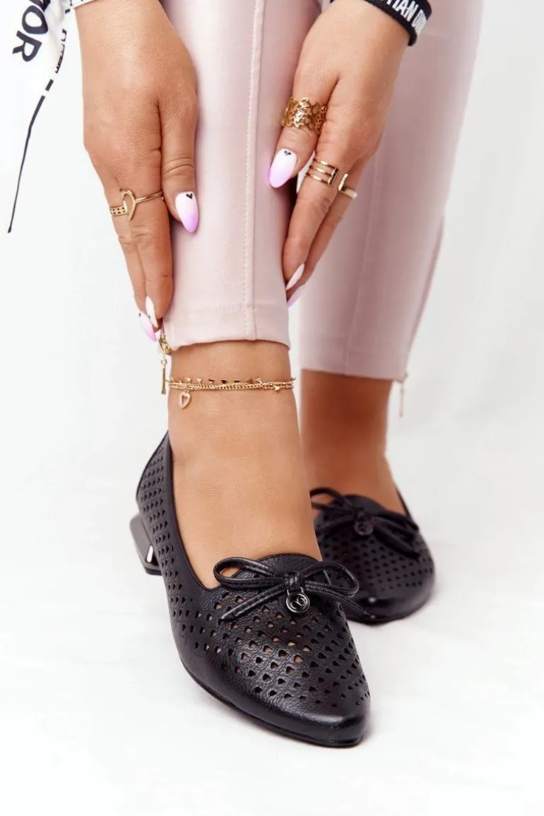 Ażurowe Mokasyny Na Srebrnym Obcasie Vinceza 21-10602 Czarne