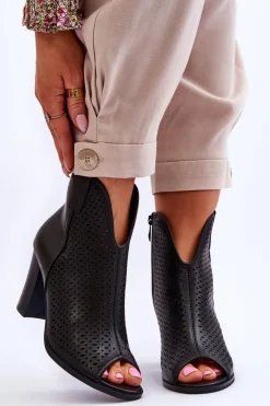Ażurowe Skórzane Botki Na Słupku Czarne Florina
