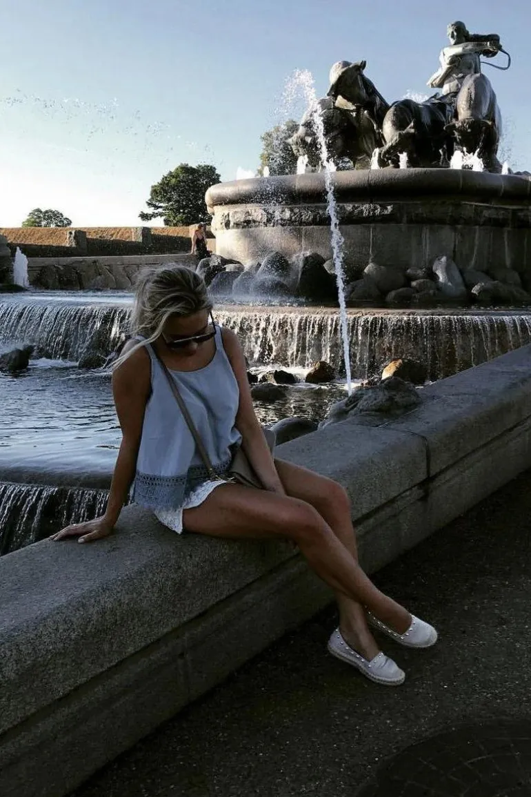 Białe Wsuwane Espadryle z Ćwiekami Christiane