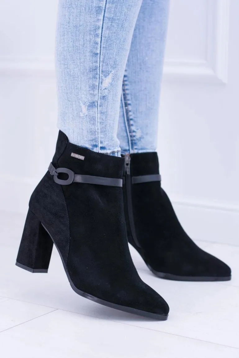 Big Star Czarne Zamszowe Botki Na Słupku BB274383