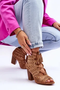 Botki Ażurowe Na Obcasie Camel Letya