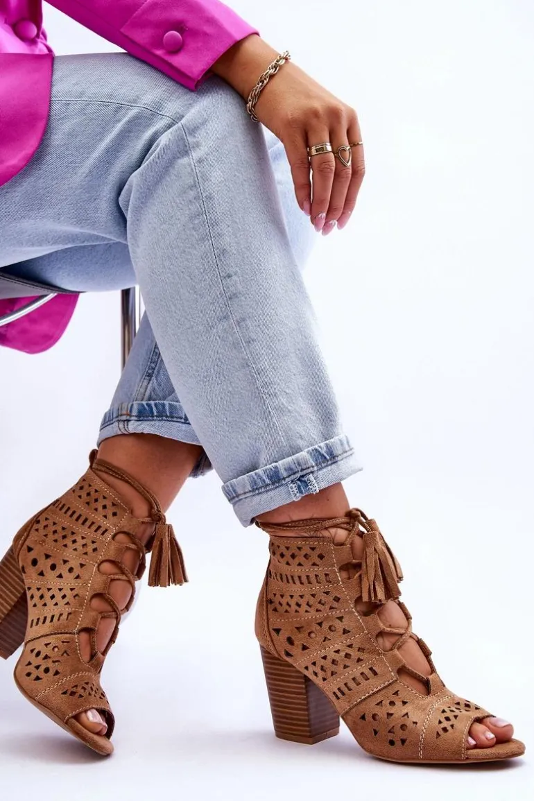 Botki Ażurowe Na Obcasie Camel Letya