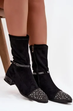 Botki Damskie Na Niskim Obcasie Ze Zdobieniem I Paskiem D&A MR52-165 Czarne