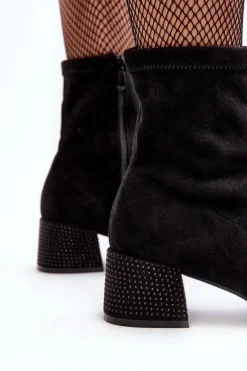 Botki Damskie Na Niskim Obcasie Ze Zdobieniem Czarne Vissias