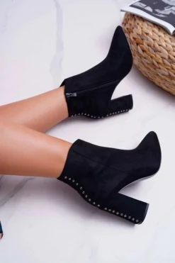 Botki Damskie Na Obcasie Z Nitami W Szpic RB23P Czarne Snack
