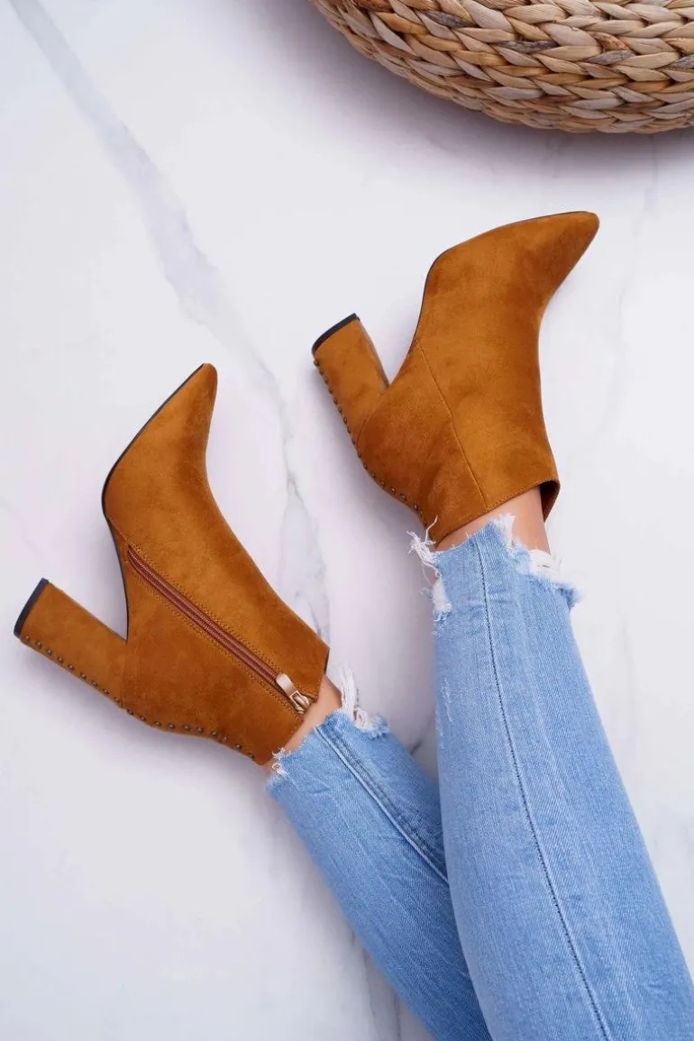 Botki Damskie Na Obcasie Z Nitami W Szpic RB23P Camel Snack