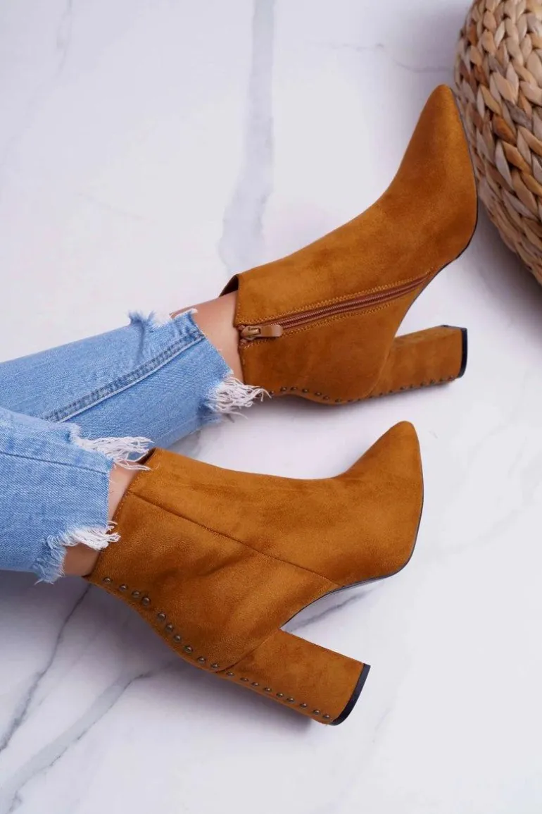 Botki Damskie Na Obcasie Z Nitami W Szpic RB23P Camel Snack