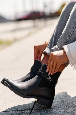 Botki Damskie Na Płaskim Obcasie Czarne Noria