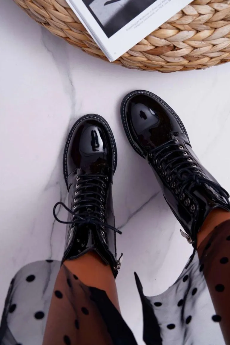 Botki Damskie Na Słupku Lakierowane Czarne Insist