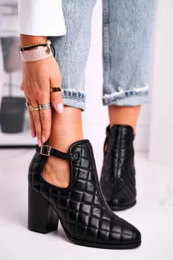 Botki Damskie Na Słupku Pikowane Z Wycięciami Czarne Dreams