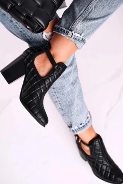 Botki Damskie Na Słupku Pikowane Z Wycięciami Czarne Dreams