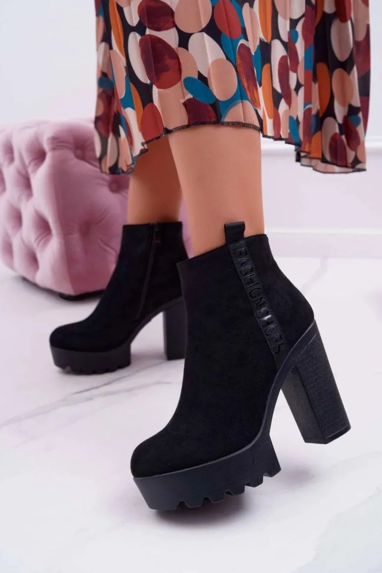 Botki Damskie na Słupku Platforma Zamszowe Czarne Estacado