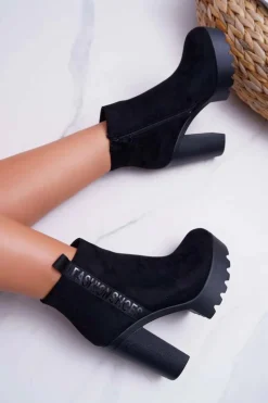 Botki Damskie na Słupku Platforma Zamszowe Czarne Estacado