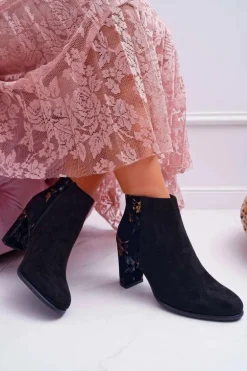 Botki Damskie Na Słupku Sergio Leone W Złote Kwiaty Folk Czarne Eros2