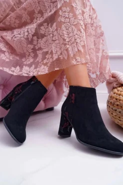Botki Damskie Na Słupku Sergio Leone W Różowe Kwiaty Folk Czarne Eros2