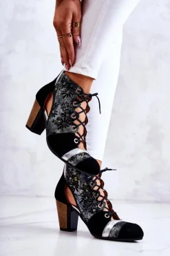 Botki Damskie Na Słupku Skórzane Maciejka Wiosenne 03938-01 Czarne