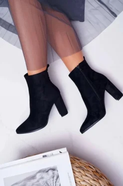 Botki Damskie Na Słupku Suwak W Szpic Zamszowe Czarne Ferol