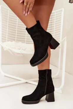 Botki Damskie Na Słupku Z Eko Zamszu Zamek Czarne Serinna