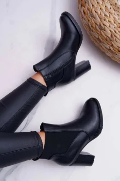 Botki Damskie Na Słupku z Zamkiem Czarne Beloved