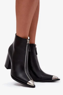 Botki Damskie Na Słupku Z Ozdobnym Zamkiem Czarne Wiviane