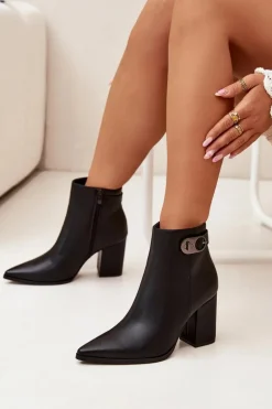 Botki Damskie Na Słupku Z Ozdobnym Detalem Czarne Tharina