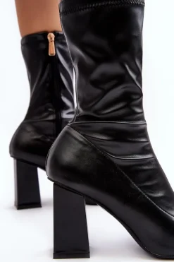 Botki Damskie Na Słupku Z Kwadratowym Noskiem Czarne Glavina