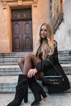 Botki Damskie Na Słupku Z Frędzlami I Marszczeniem Ocieplane Czarne Darlina