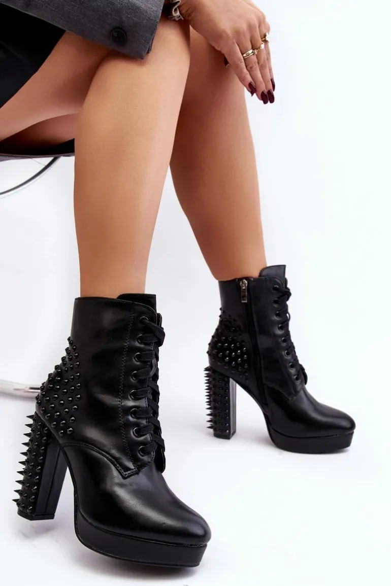 Botki Damskie Na Słupku Z Ćwiekami Czarne Alemilla