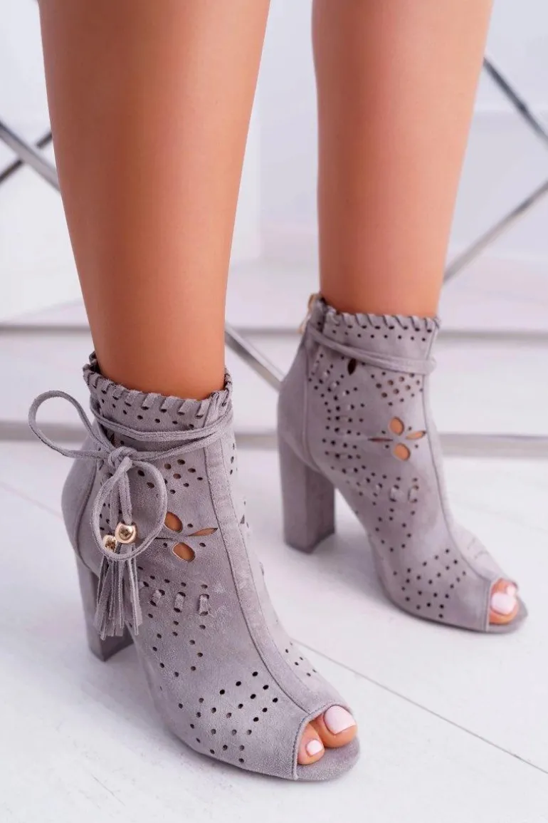 Botki Damskie Na Słupku Zamszowe Szare Corinne