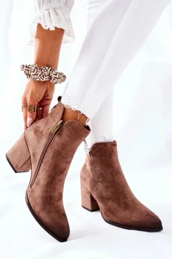 Botki Damskie Na Słupku Zamszowe Beżowe Carrick