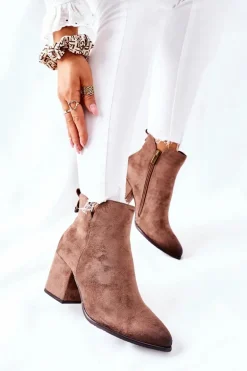 Botki Damskie Na Słupku Zamszowe Beżowe Carrick