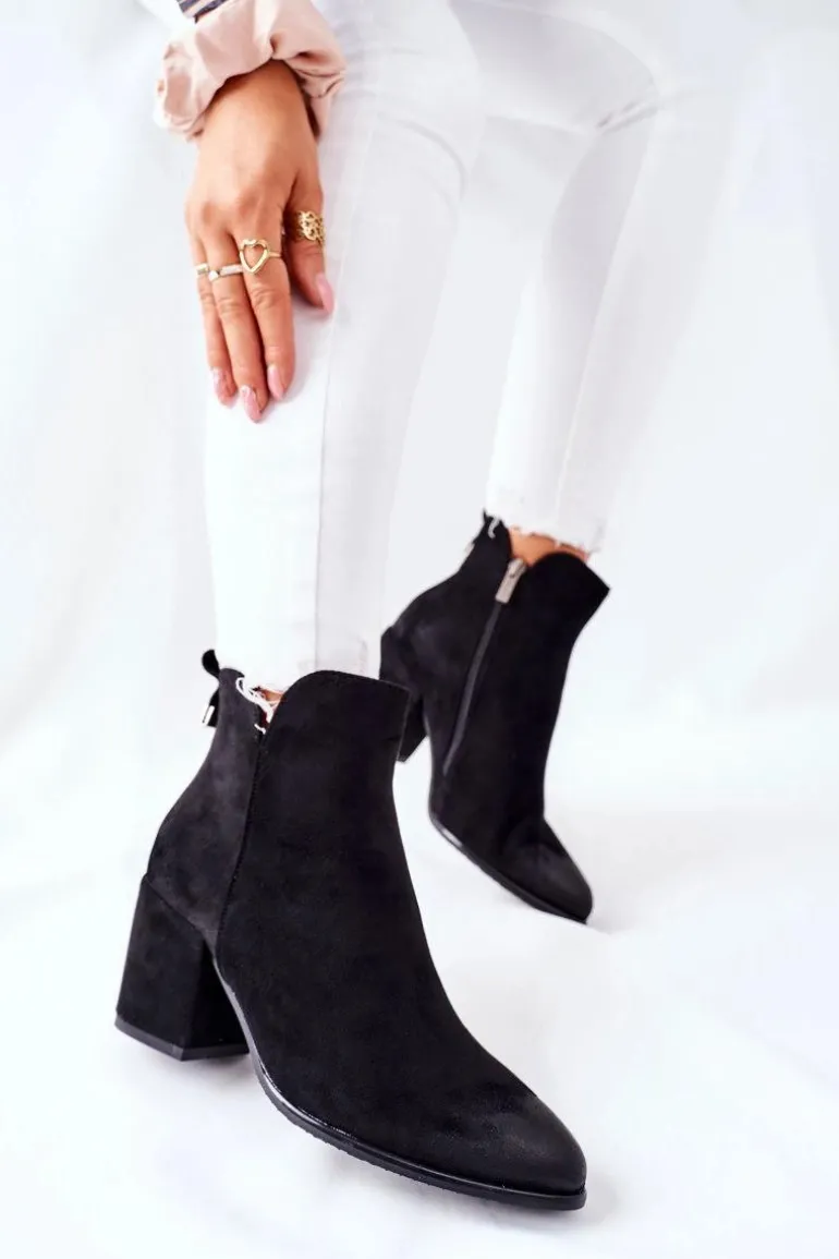 Botki Damskie Na Słupku Zamszowe Czarne Carrick