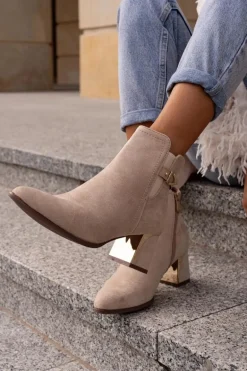 Botki Damskie Na Słupku Zapinane Na Zamek Eko Zamszowe Jasnobeżowe Bonucci