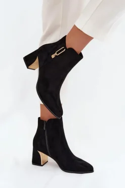 Botki Damskie Na Słupku Ze Złotymi Detalami Czarne Kalivra