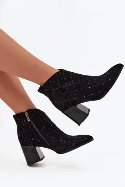 Botki Damskie Na Słupku Ze Zdobieniem D&A MR52-133 Czarne