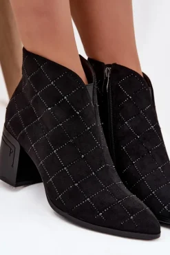 Botki Damskie Na Słupku Ze Zdobieniem D&A MR52-133 Czarne