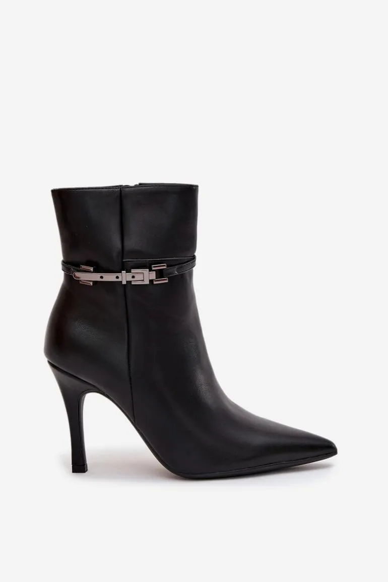 Botki Damskie Na Szpilce Z Paskiem I Srebrnym Elementem Ocieplane Czarne Bellisse