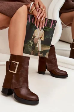 Botki Damskie Ocieplane Na Słupku Ze Złotą Klamrą Brązowe Milira