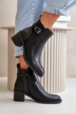 Botki Damskie Ocieplane Na Słupku Z Klamrą Czarne Nevillira