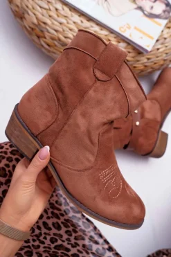 Botki Damskie Płaski Obcas Kowbojki z Klamrą Camel Ewella