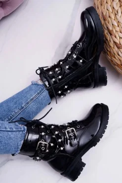 Botki Damskie Płaskie Lakierowane Z Perełkami Czarne Domination