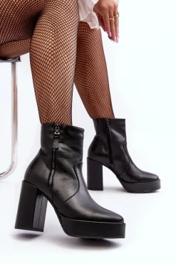 Botki Damskie Skórzane Na Słupku I Platformiei Laura Messi 2690 Czarne