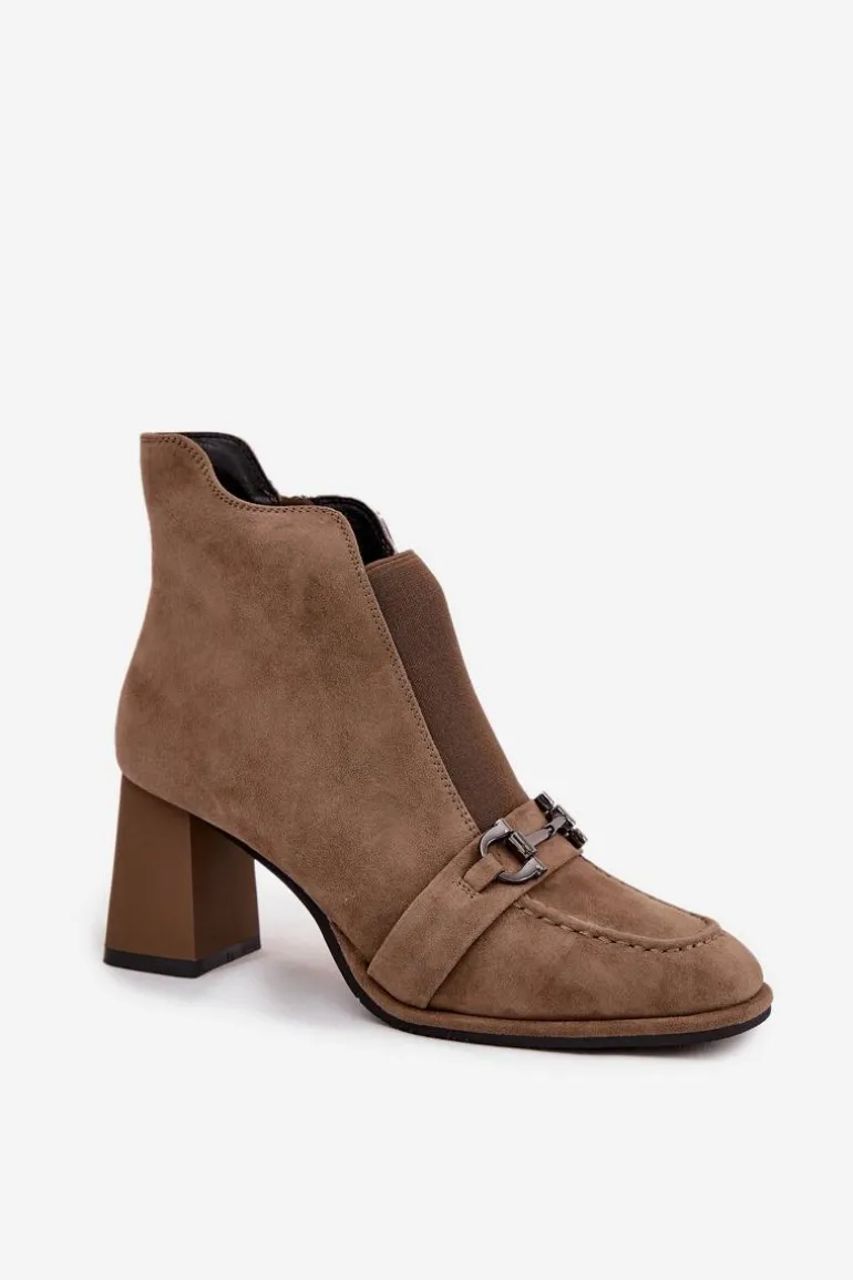 Botki Damskie Z Naturalnego Zamszu Na Słupku Artiker 57C0221 Beżowe